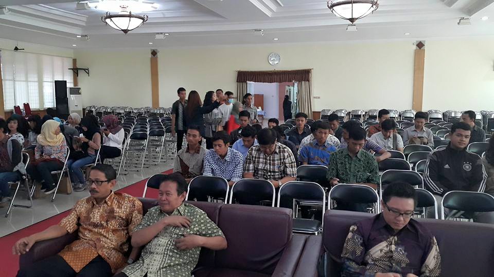 Pict-1